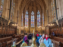 Load image into Gallery viewer, Premium Free Walking Tour of Oxford University, City & The Old Bodleian Library with University Educated Students & Alumni Guides